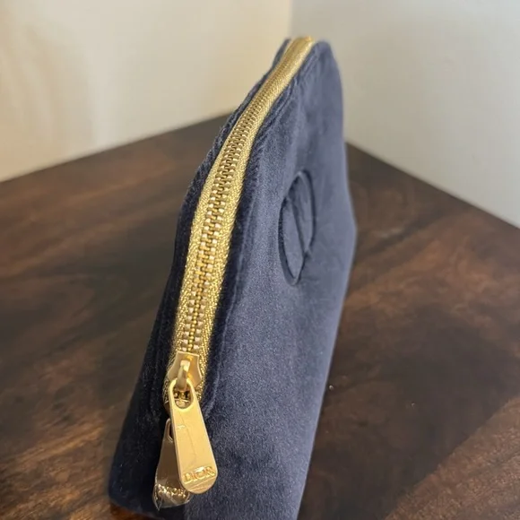 NWT Dior velvet makeup pouch brand new - Picture 2 of 5